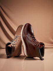 Braun - Standard-Fit - Dune London Trustees Turnschuhe mit Budapester-Design - Bild 2 von 6