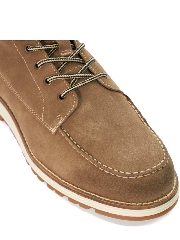 Braun - Standard-Fit - Dune London Trustees Turnschuhe mit Budapester-Design - Bild 6 von 6