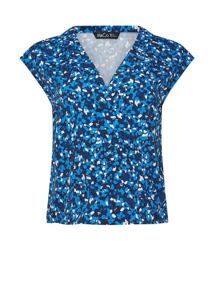 M&Co Smudge Spot gewebtes Wickeltop mit Print und Kurzarm, Petite - Bild 6 von 6