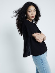 River Island T-Shirt mit plissiertem Saum - Bild 1 von 6