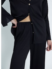 River Island Black Plisse Wide Leg Trousers - Image 2 of 4
