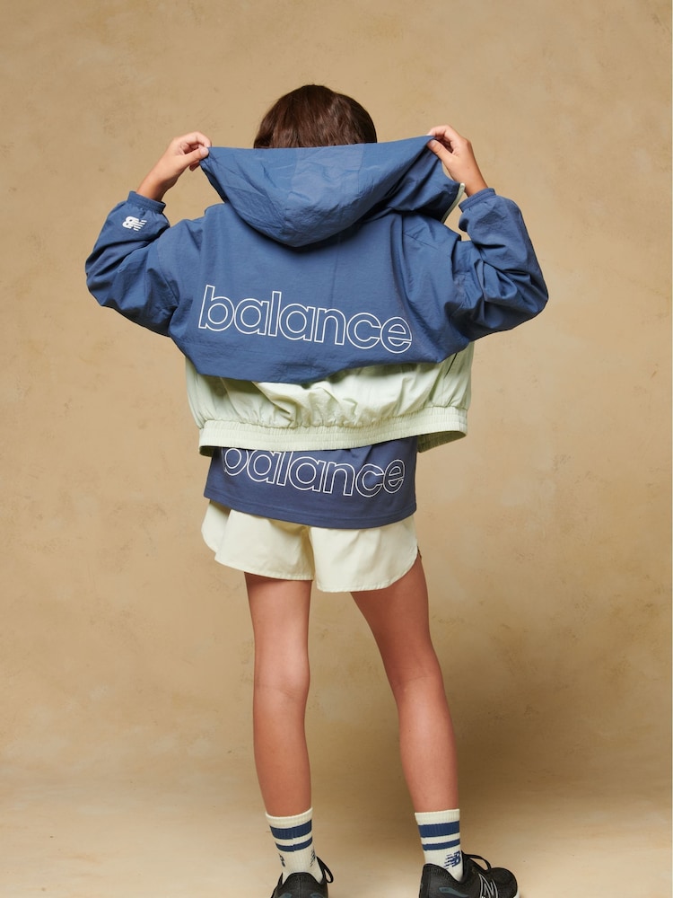 Azul claro - New Balance Kids Athletics Mesh Lined Wind Cheater Jacket - Imagen 2 de 13