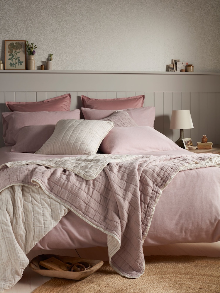 Secret Linen Store Vintage Rose Vivienne 100% Cotton Quilted Throw - Image 2 of 3 Secret Linen Store Vintage Rose Vivienne 100% Cotton Quilted Throw - Image 2 of 3