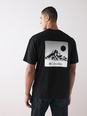 Черный - Columbia Butte™ Graphic Black T-Shirt - Image 3 of 7