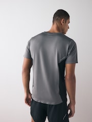 Серый - Columbia Three Pitch™ Short Sleeve Crew Black T-Shirt - Image 3 of 5