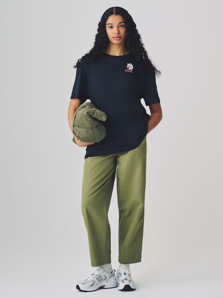 Negro - Columbia Oversized Rolling Bend Graphic T-Shirt - Imagen 2 de 5