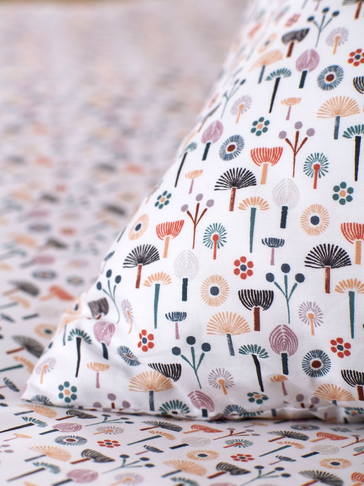 Secret Linen Store Molly Meadow Duvet Cover Set - Image 4 of 4 Secret Linen Store Molly Meadow Duvet Cover Set - Image 4 of 4