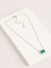 Lauren Ralph Lauren Pearson 16in Rhodium and Emerald Crystal Pendant - Image 3 of 4