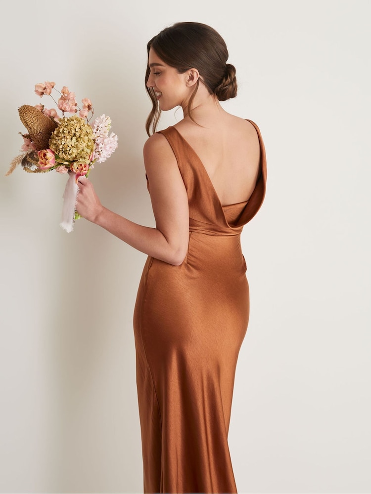 Vestido de dama de honor de satén con escote en la espalda de Six Stories - Imagen 5 de 5
