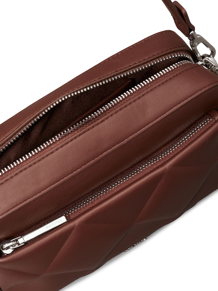 Calvin Klein Natural Diamond Quilt Camera Bag With Pocket - Image 5 of 6
