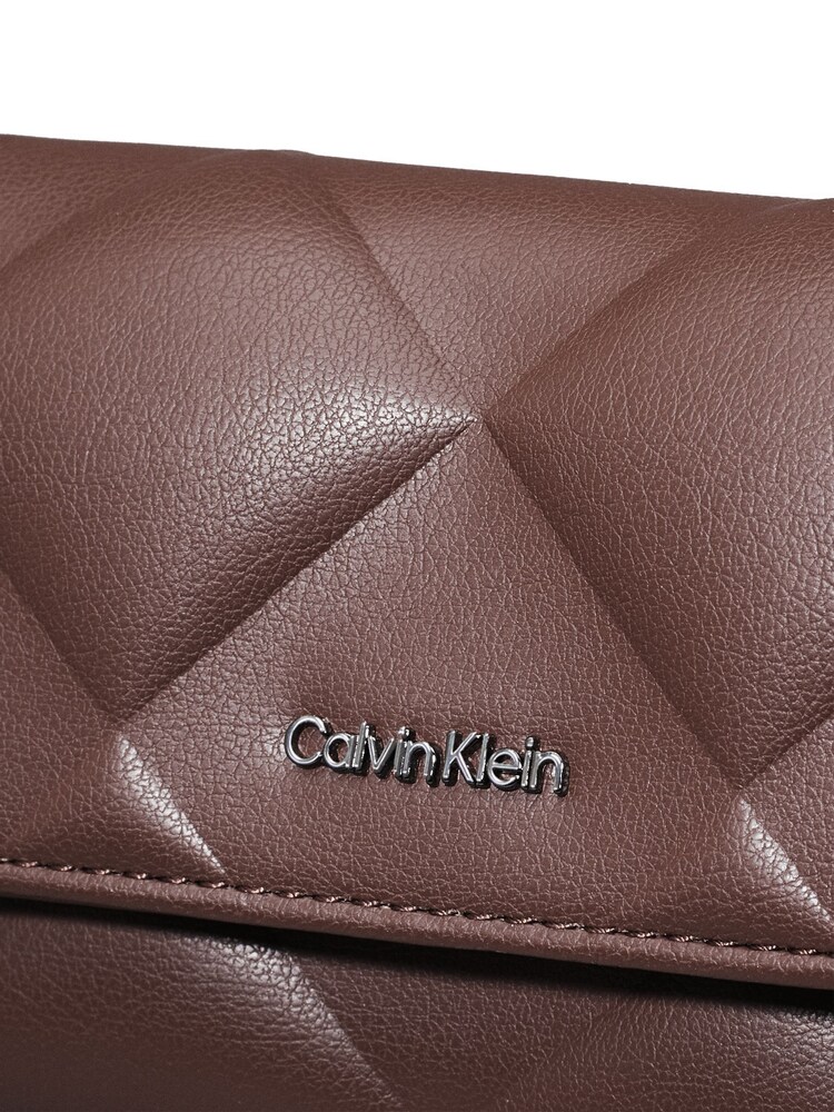 Calvin Klein Natural Diamond Quilt Small Trifold Wallet - Image 4 of 4