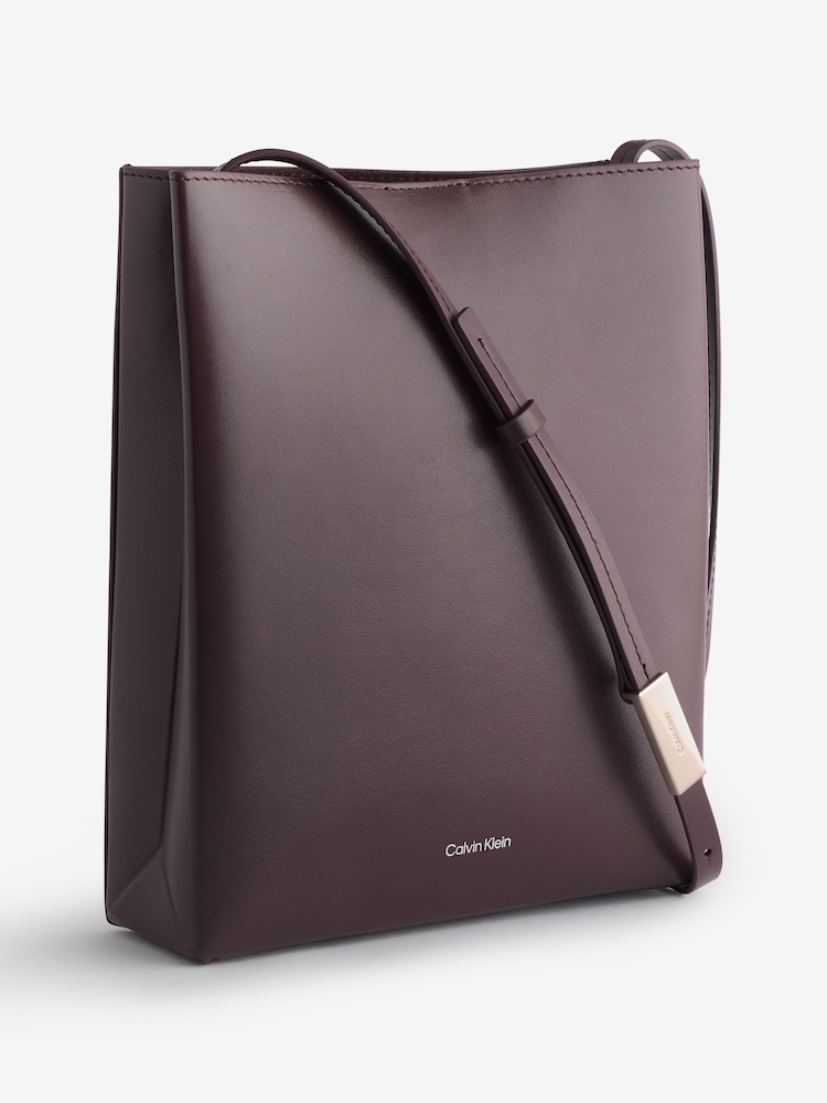 Calvin Klein Brown Crossbody Leather Bag - Image 1 of 6