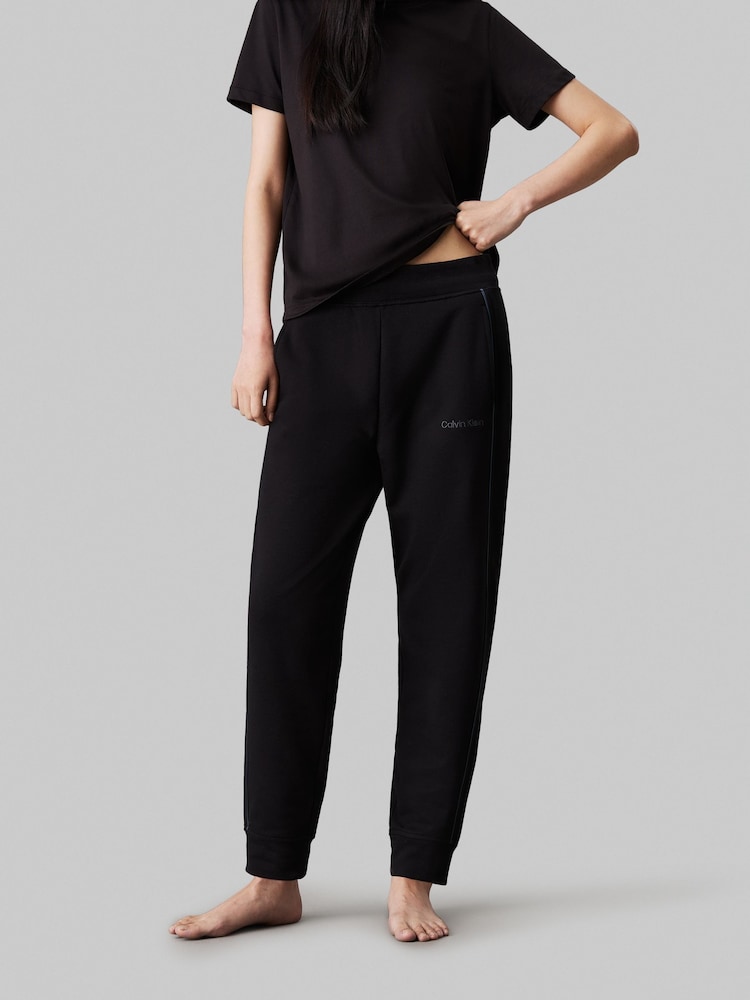 بنطلون رياضي من القطن 100% من Calvin Klein - صورة 1 من 4