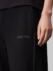 بنطلون رياضي من القطن 100% من Calvin Klein - صورة 4 من 4