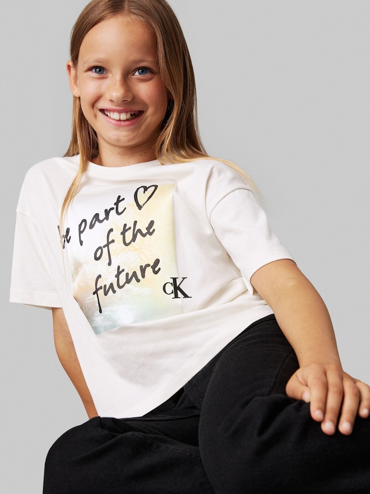 Calvin Klein White 100% Cotton City Graphic Short Sleeved T-Shirt - Image 4 of 4 Calvin Klein White 100% Cotton City Graphic Short Sleeved T-Shirt - Image 4 of 4