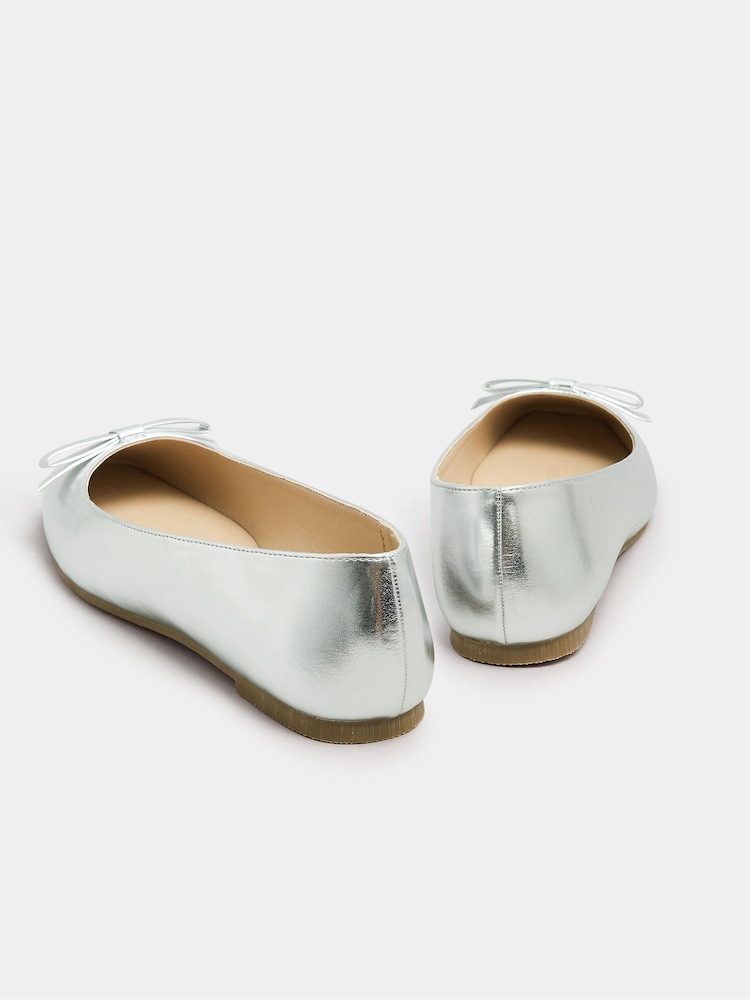 Long Tall Sally Silver Ballet Bow Square Toe Pumps - Image 4 of 5