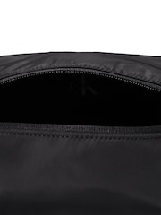 Calvin Klein Black Pebble Black Washbag - Image 3 of 4