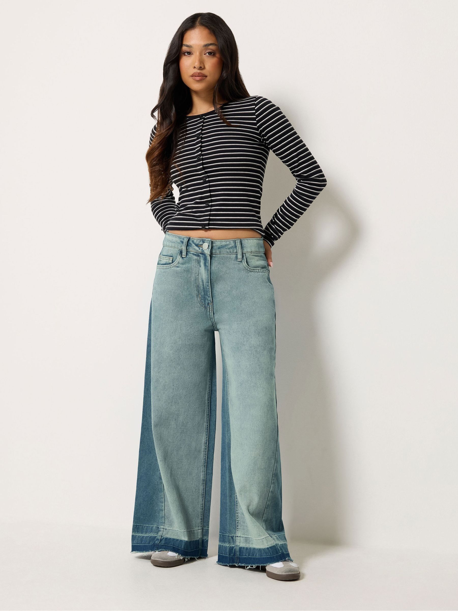 Pixiegirl Women's Mid Blue Petite Frayed Wide Leg Jeans In | Size: 18S - Image 2
