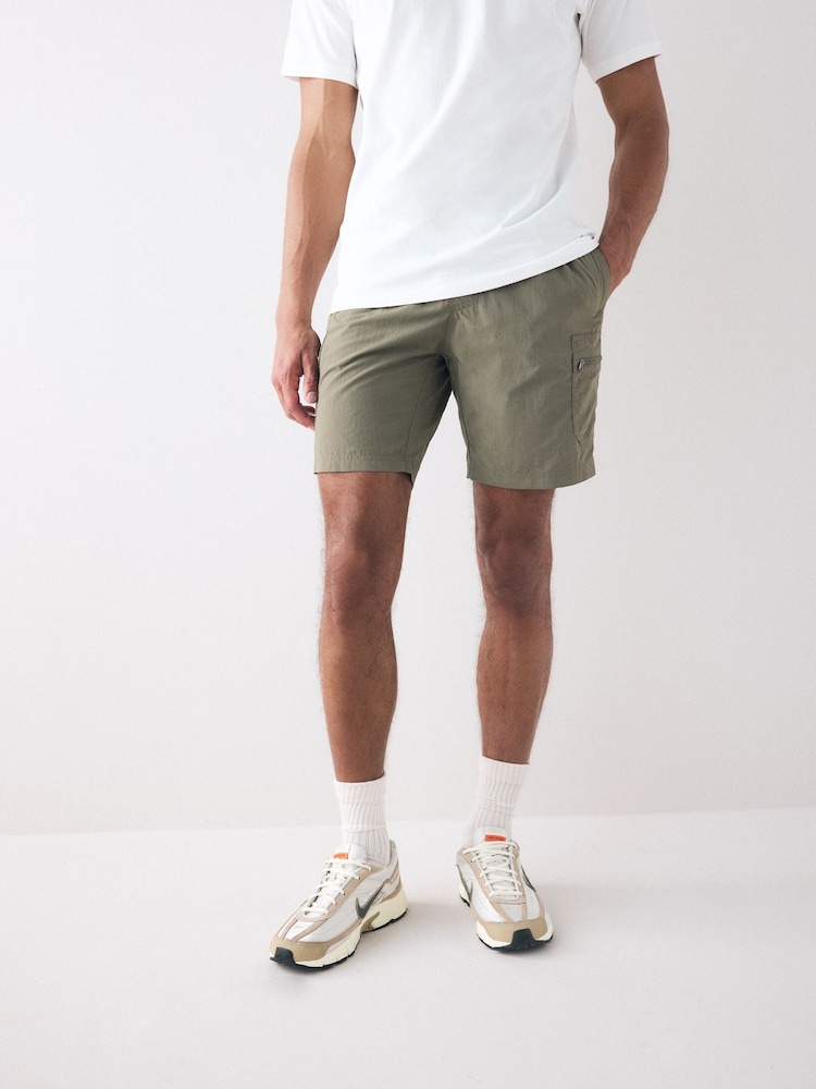 Columbia Green Mountaindale™ Cargo Shorts - Image 1 of 6
