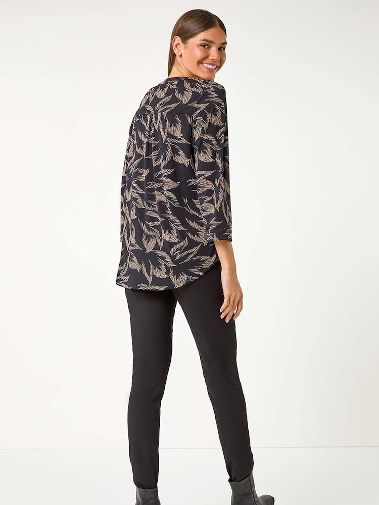 Roman Brown Textured Abstract Print Top - Image 2 of 5