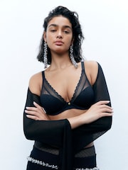 Chantelle Norah Chic Soft Feel Plunge Underwired T-Shirt Bra - Image 1 of 5