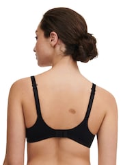 Chantelle Norah Chic Soft Feel Plunge Underwired T-Shirt Bra - Image 4 of 5
