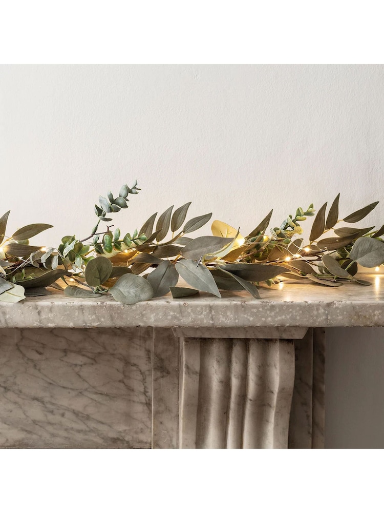 Lights4fun 1.5m Pre Lit Eucalyptus & Laurel Christmas Garland - Image 2 of 3