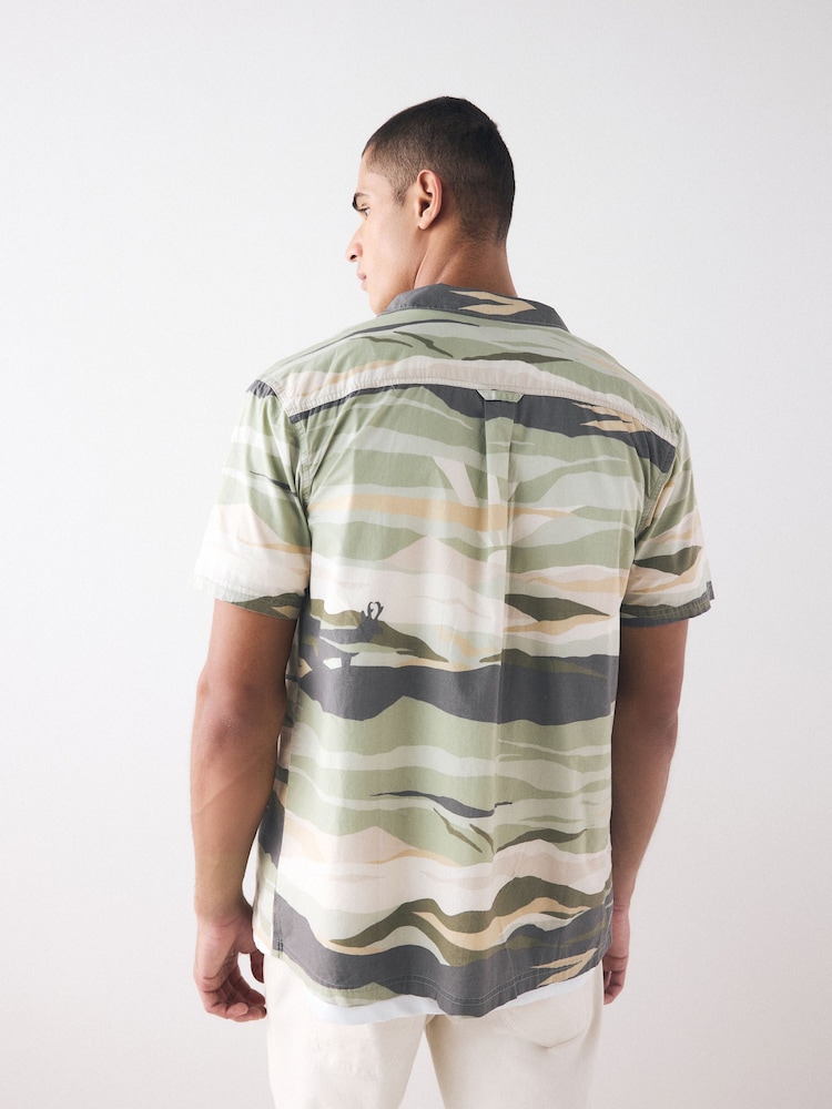 Columbia Green Pine Canyon™ Short Sleeve 100% Cotton T-Shirt - Image 2 of 6