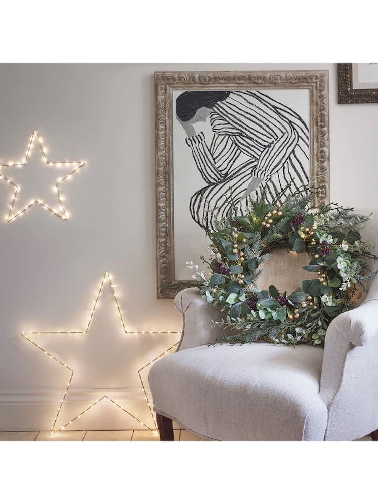 Lights4fun 45cm Pre Lit Eucalyptus Pine  Gold Berry Christm Wreath - Image 2 of 3