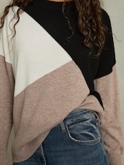 Reiss Camel/Black Faye Geometric Colour-Block Jumper With Wool And Cashmere - Image 4 of 6