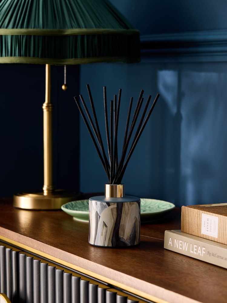 Clarke & Clarke Metropolitan Reed Diffuser - Image 2 of 4 Clarke & Clarke Metropolitan Reed Diffuser - Image 2 of 4