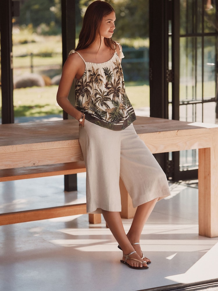 Estampado animal de safari en tostado/crema - Camisola de lino con borlas y tiras - Imagen 2 de 8