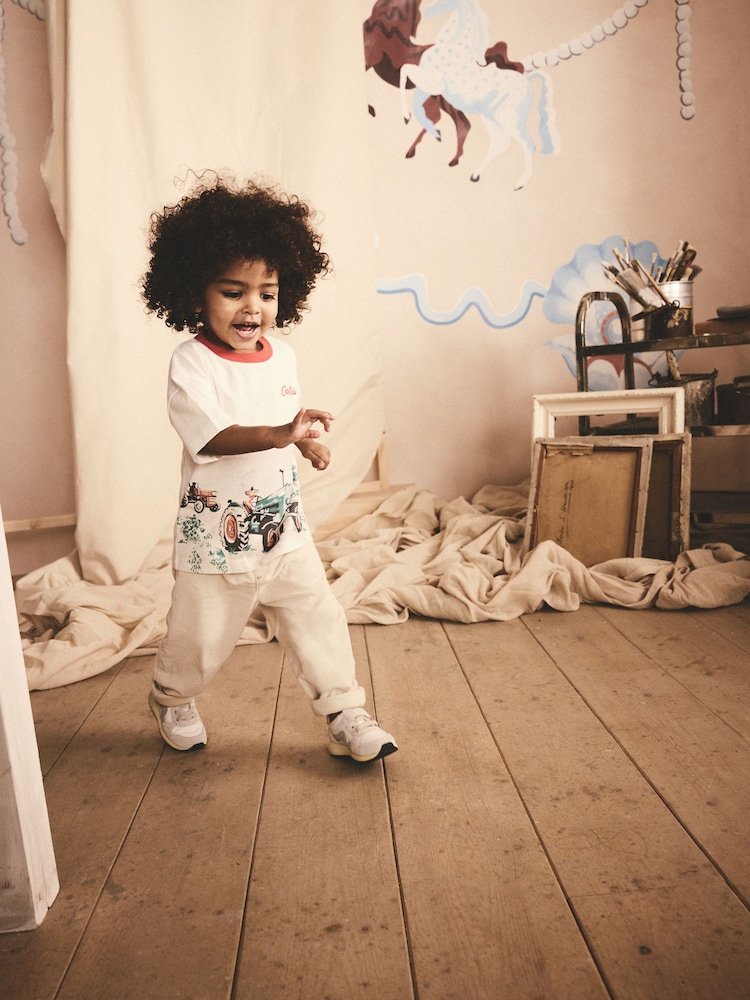White Cath Kidston 100% Cotton Graphic Short Sleeve T-Shirt (3mths-7yrs) - Image 1 of 4