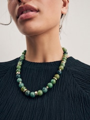 Green Round Beaded Necklace - Image 1 of 4