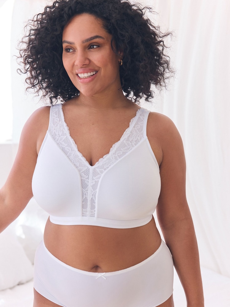 White Total Support Ultimate Comfort Supersoft Non Pad Non Wire Bra B-H - Image 5 of 10