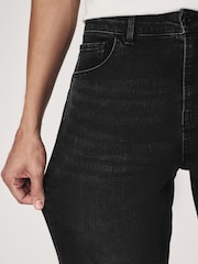 أزرق مغسول - Regular Tapered Fit Classic Stretch Jeans - صورة 7 من 12