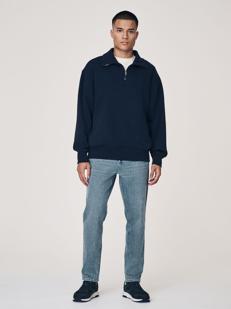 Azul pizarra - Ajuste tapered regular - Vaqueros denim con lavado vintage - Imagen 2 de 12 Azul pizarra - Ajuste tapered regular - Vaqueros denim con lavado vintage - Imagen 2 de 12