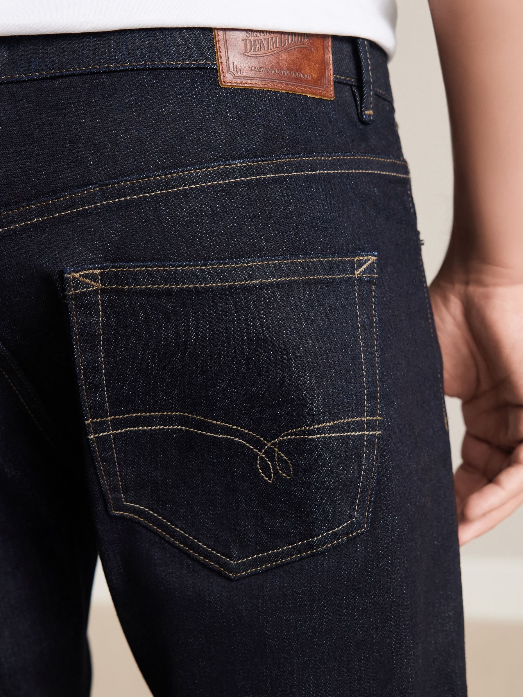 サ*君様 ALOUND SELVEDGE DENIM PANTS INDIGO Here's a closer look at the “Aizome” Natural Indigo Dyed 13oz Nep