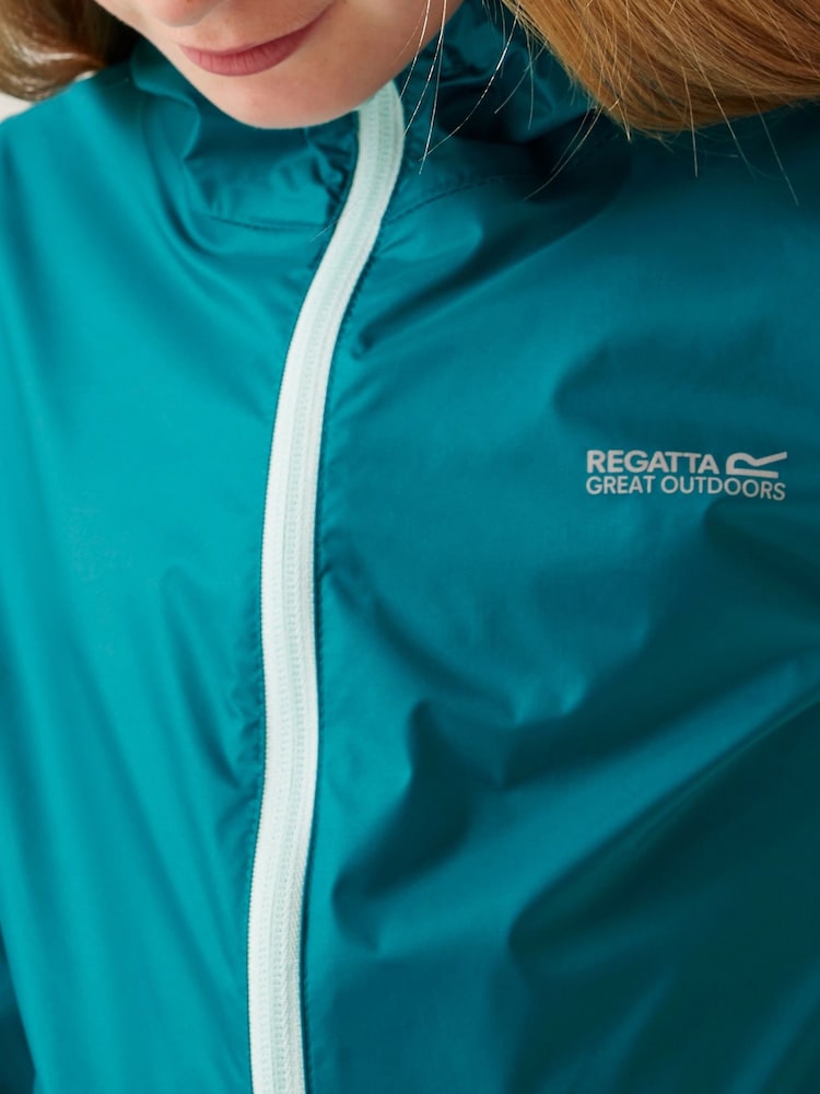 Turquoise/blauw - Regatta Kids Waterproof Pack It Jacket III - Image 4 of 10