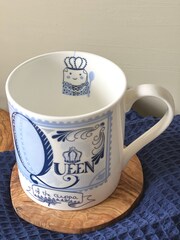 Scruffy Little Herbert Blue Queen Of The Cuppa Mug - Image 5 of 5