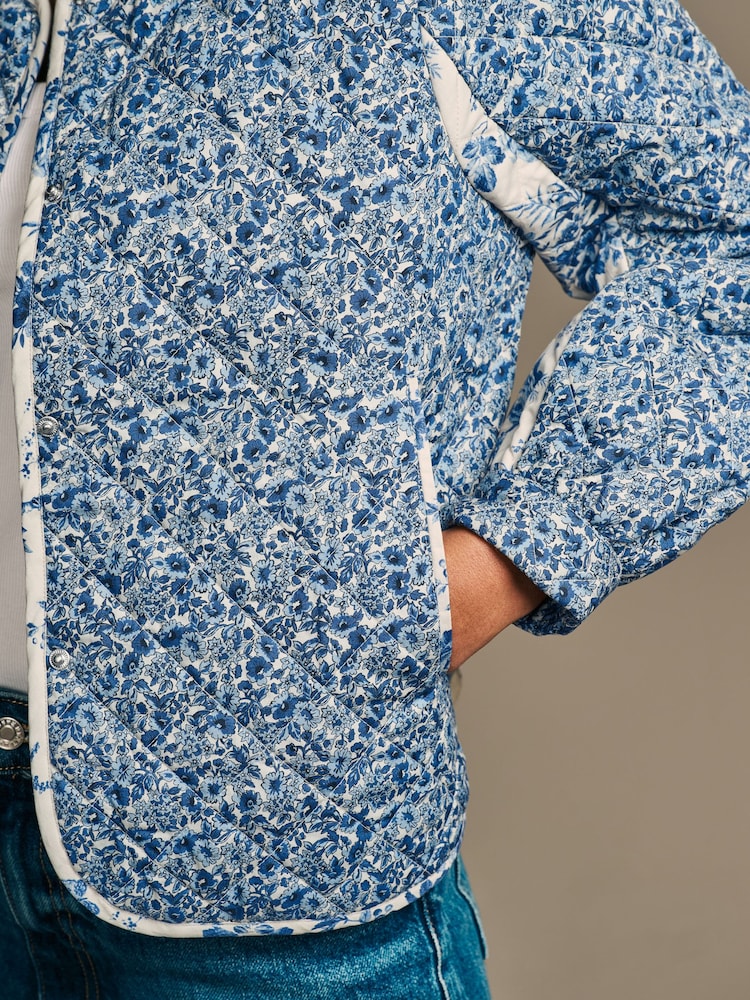 Laura Ashley Blue 100% Cotton Paxton Floral Ditsy Quilted Button Down Jacket - Image 4 of 4