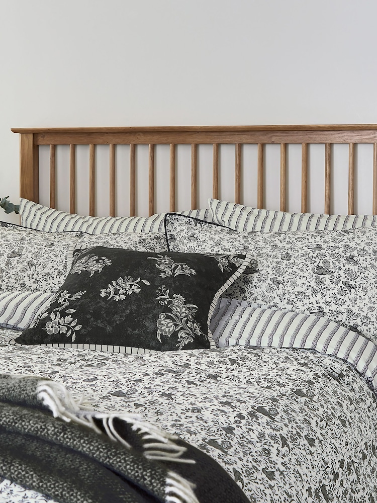 Burleigh X Bedeck Of Belfast Charcoal/White Regal Peacock 100% Cotton Standard Pillowcase Pair - Image 2 of 5