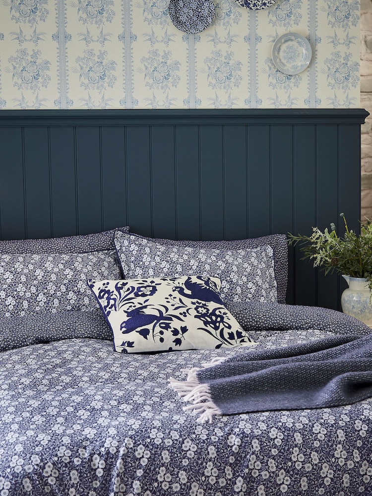 Burleigh X Bedeck Of Belfast Blue Calico Duvet 100% Cotton Cover and Pillowcase Set - Image 2 of 5