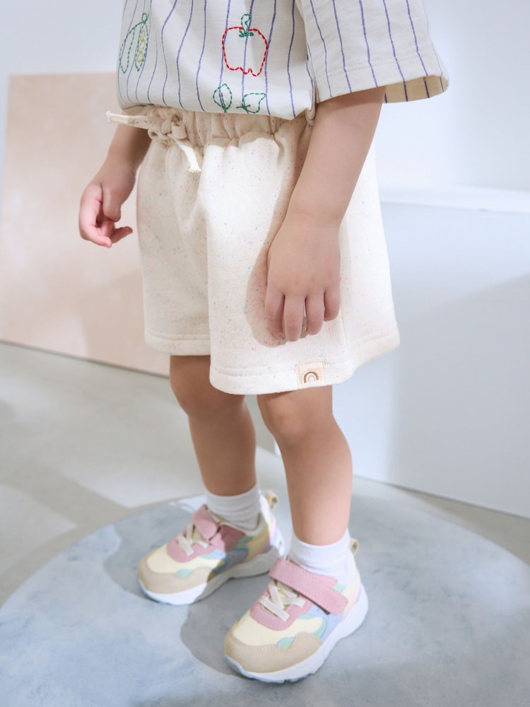 bouillie d'avoine - Courts métrages (3mths-7yrs) - Image 1 of 8