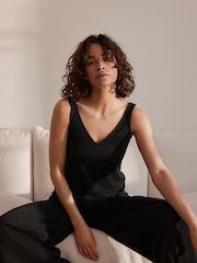Black / Pale Pink Linen-blend Vests 2 Pack - Image 5 of 12