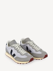 Veja Rio Branco Trainers - Image 2 of 3