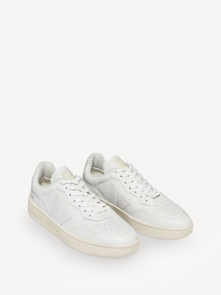 Veja V-90 Trainers - Image 5 of 5