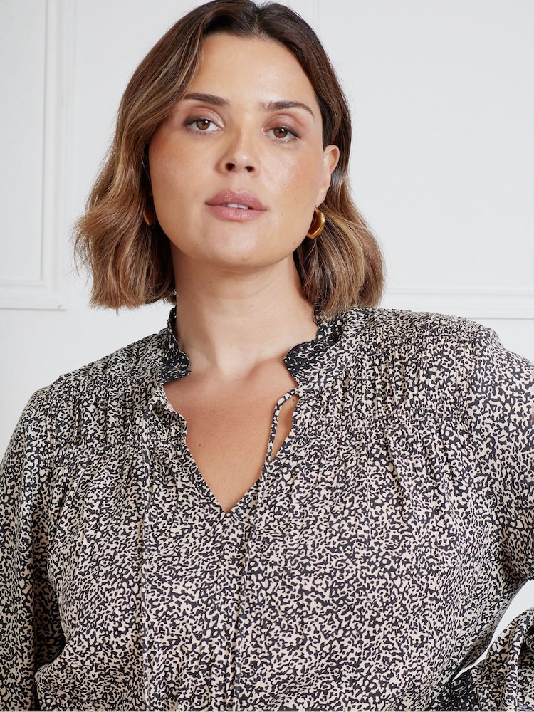 Live Unlimited Black Leopard Broderie Trim Smock Midaxi Dress - Image 4 of 4