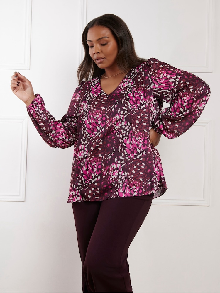 Live Unlimited Pink Curve Multi Abstract Print V-Neck Pleat Front Blouse - Image 2 of 4 Live Unlimited Pink Curve Multi Abstract Print V-Neck Pleat Front Blouse - Image 2 of 4