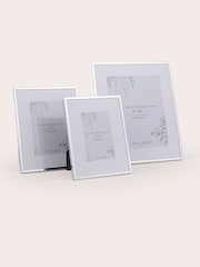 Laura Ashley Set of 3 Brass Alisa Photo Frames - Image 2 of 6